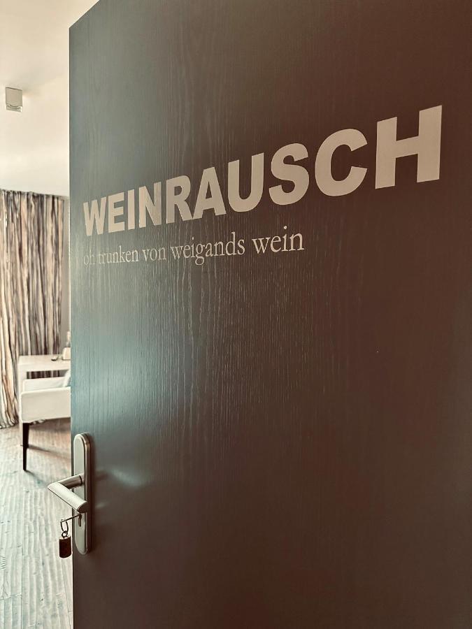 Weingut Gaestehaus Weigand Iphofen Exterior foto